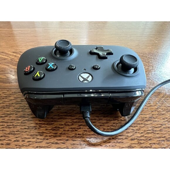 Power A Xbox One Wired Controller Black 1508491-02 - Picture 3 of 6